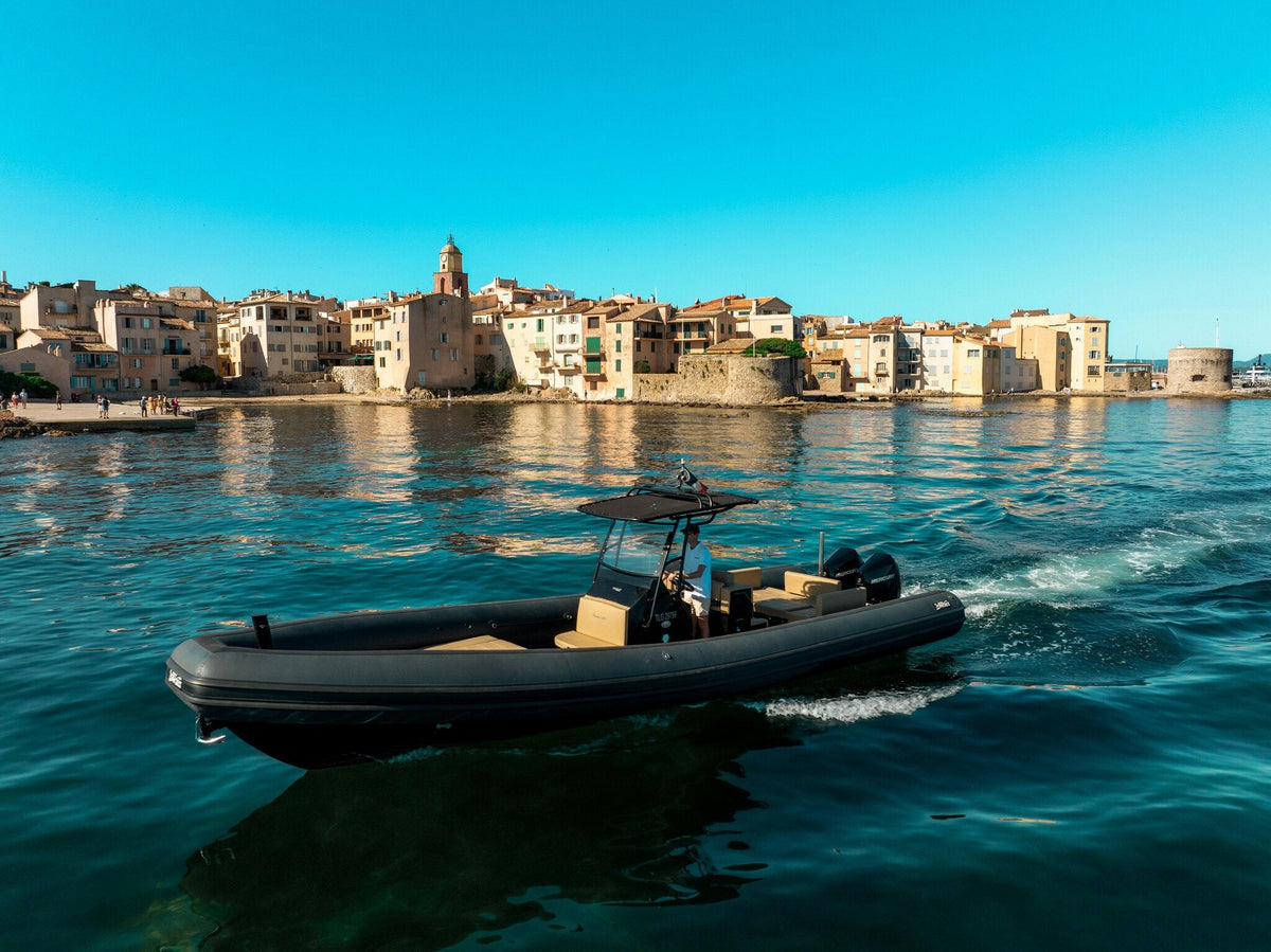 Sea Water Phantom 300 – Maxi-RIB (10 m)
