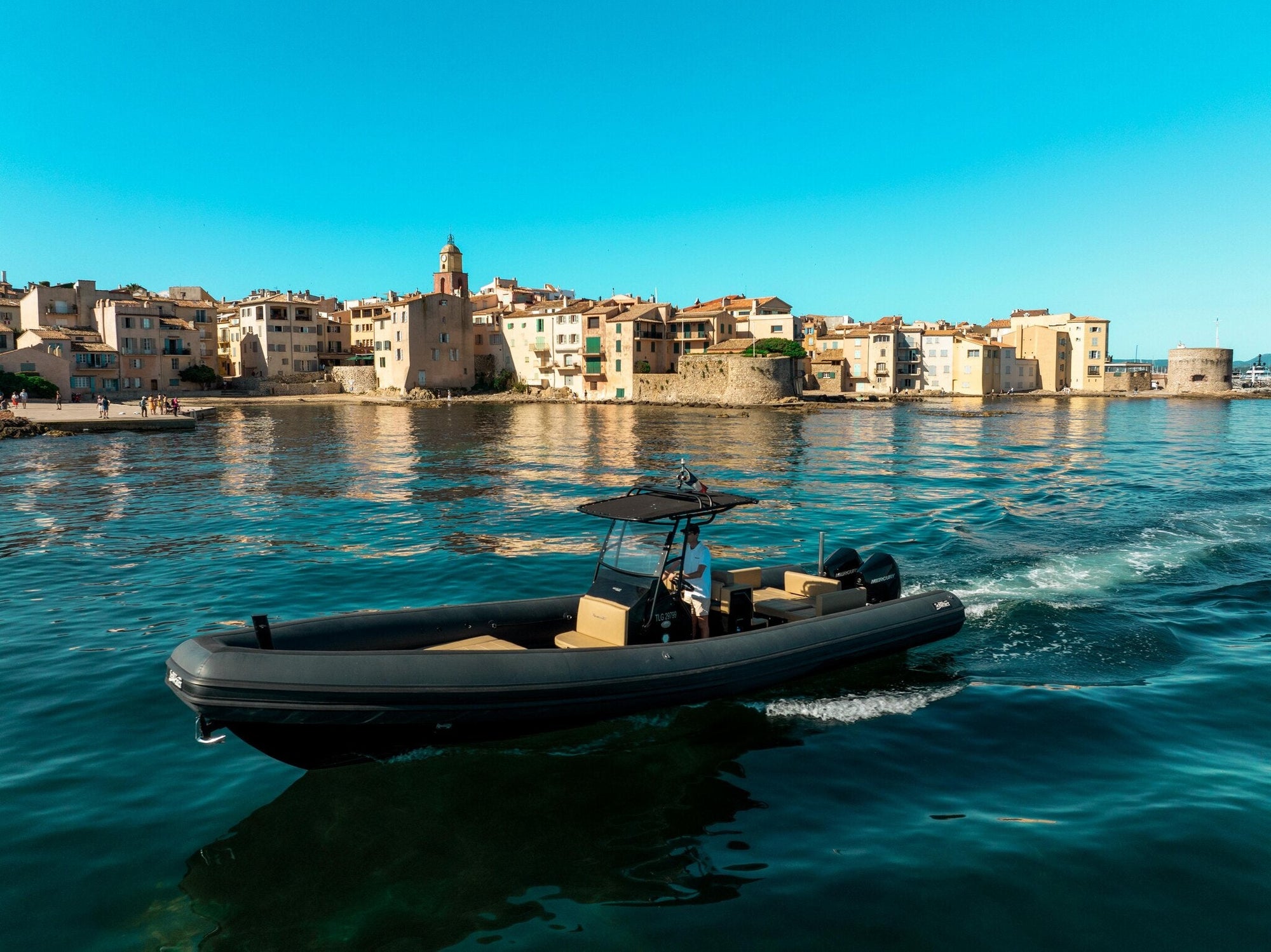 Sea Water Phantom 300 – Maxi-RIB (10 m)