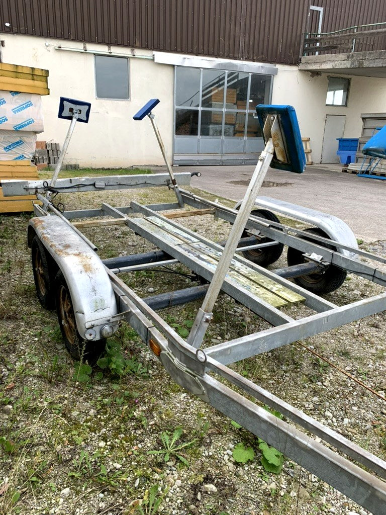 Bootsanhänger Ablinger Tandem, verzinkt – für Sunbeam 22 / 25